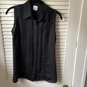 Woman’s Cabi XS sleeveless black button top